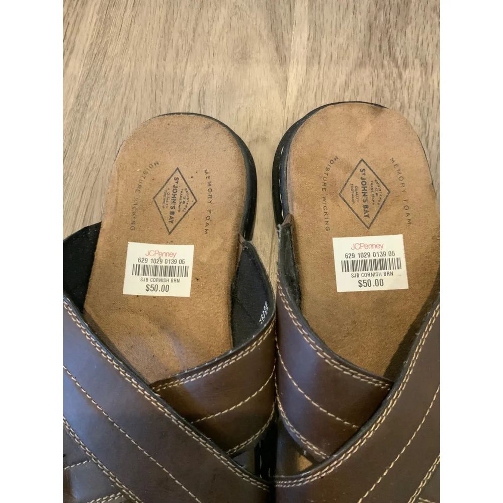 Mens St. John's Bay Sandals Slip-On Size 9 Brown Vacation Boho Scandinavian Euro